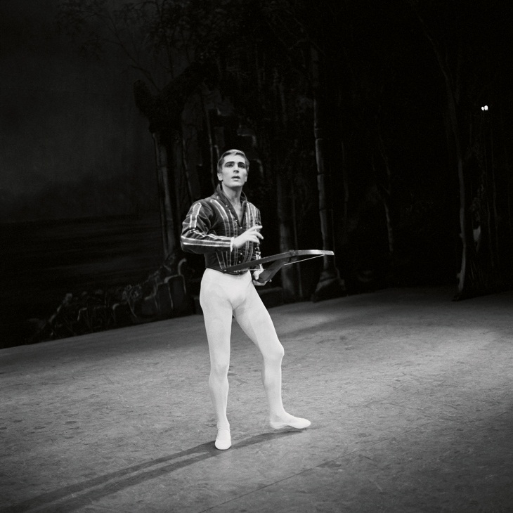Erik Bruhn in Swan Lake, 1962