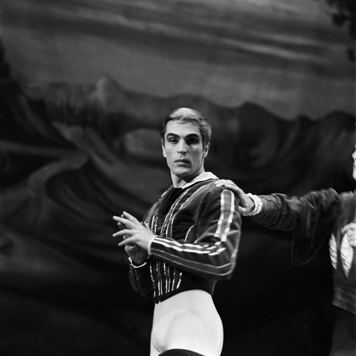 Erik Bruhn in Swan Lake, 1962