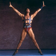 018-Steven-Heathcote-Spartacus.-Photo-Earl-Carter-1990_730 018-Steven-Heathcote-Spartacus.-Photo-Earl-Carter-1990_730